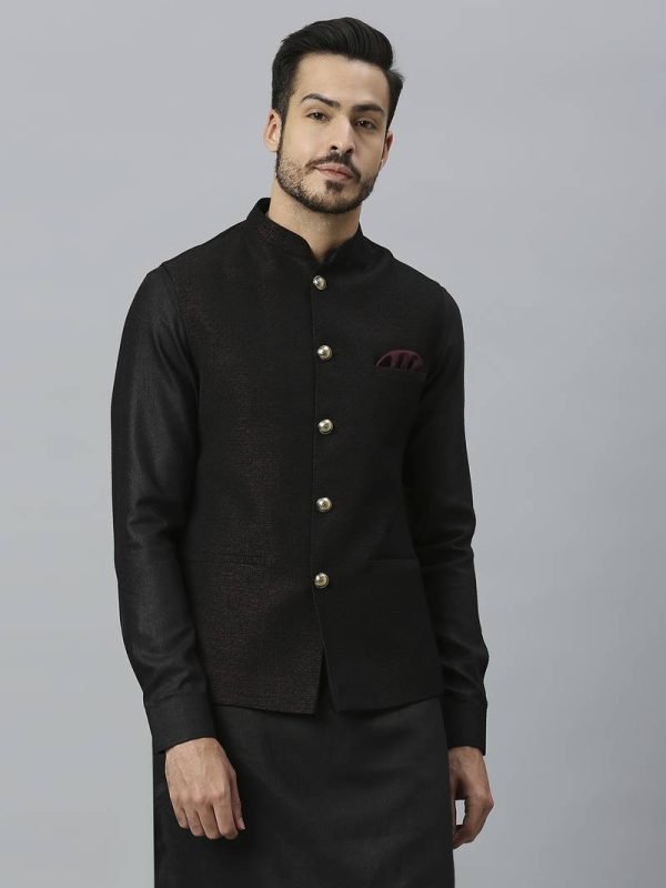 Men gold maroon